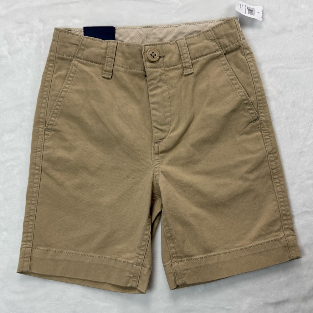GAP Boys Khaki Flat Front Shorts Timeless Style - School‎ Uniform - size 5